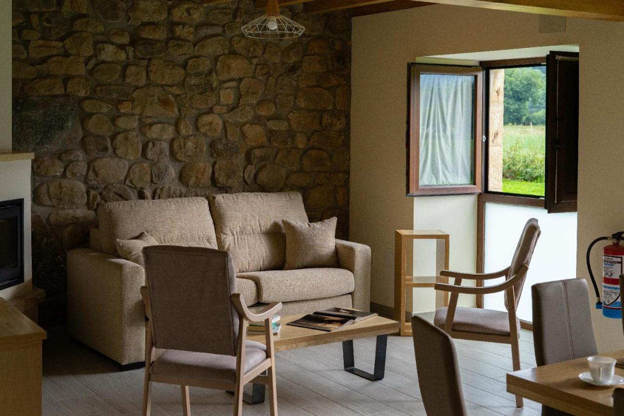 Complejo Rural El Cerradon Guest House Alceda Exterior photo
