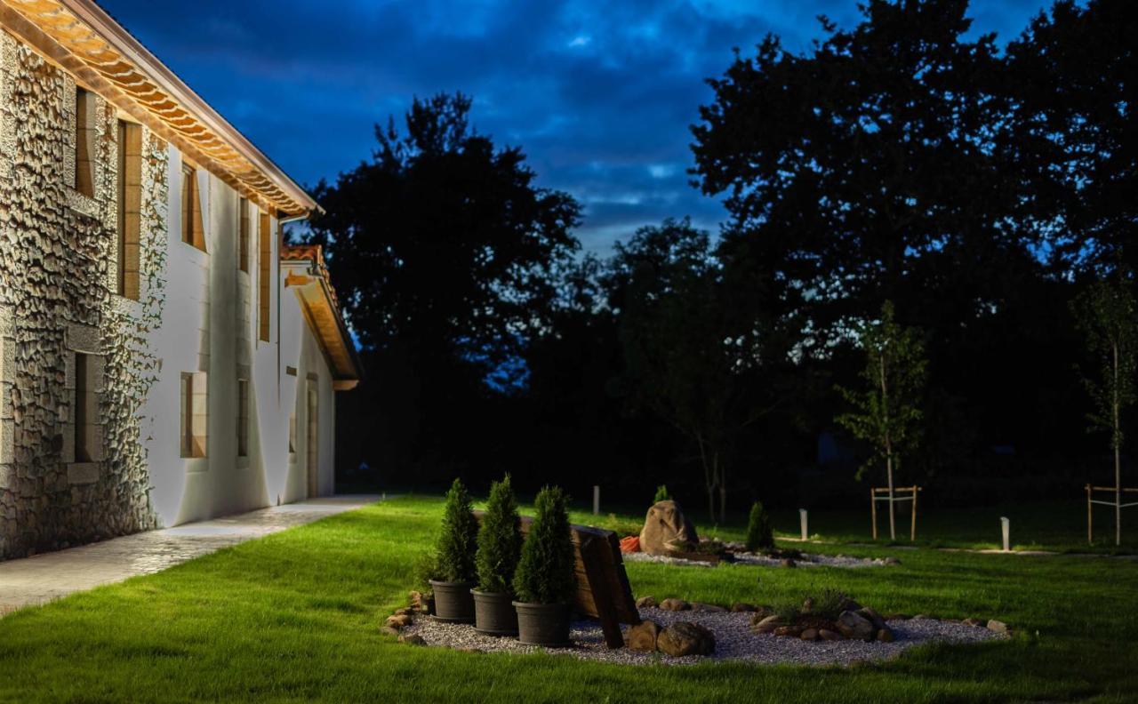 Complejo Rural El Cerradon Guest House Alceda Exterior photo